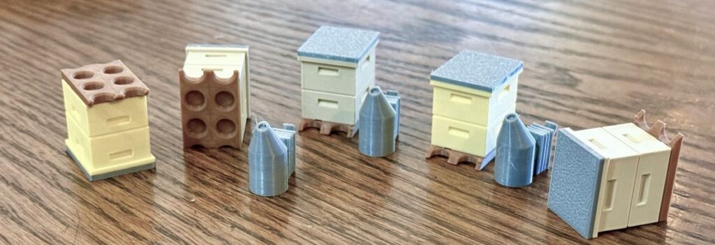 miniature lego-connector compatible beehives